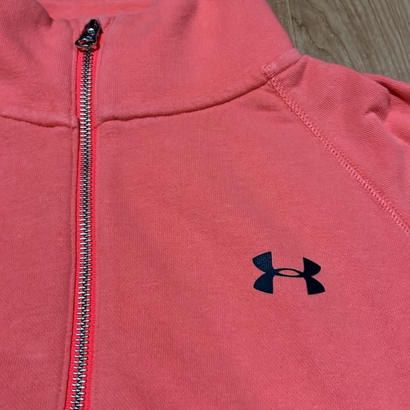 Under Armour Coral Pullover - Picture 3 of 5